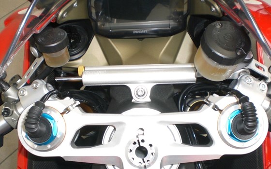 Gebrauchtmotorrad Ducati 1199 Panigale R - Bild 6