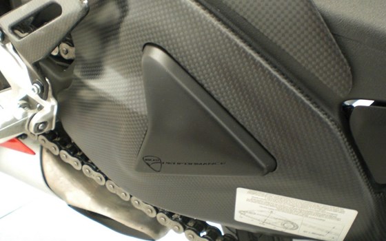 Gebrauchtmotorrad Ducati 1199 Panigale R - Bild 8