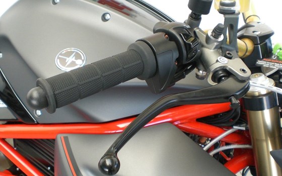 Neufahrzeug Energica EVA Ribelle RS - Bild 11