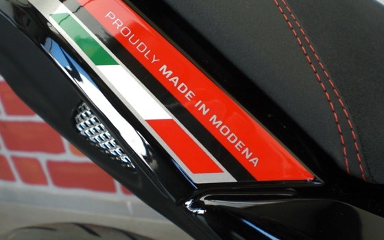 Neufahrzeug Energica EVA Ribelle RS - Bild 6