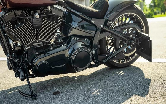 Gebrauchtmotorrad Harley-Davidson Softail Breakout 117 - Bild 5 Gebrauchtmotorrad Harley-Davidson Softail Breakout 117 - Bild 5