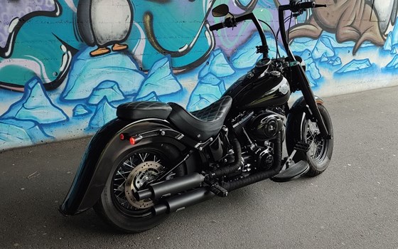 Motorrad Occasion Harley-Davidson Softail Slim FLS - Bild 3