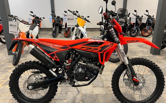 Neufahrzeug Beta RR Enduro 4T 125 LC - Bild 1