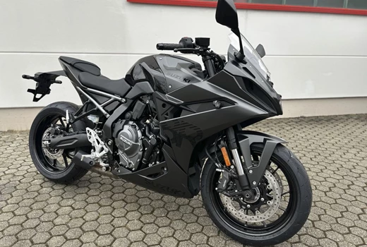 Suzuki GSX-8R