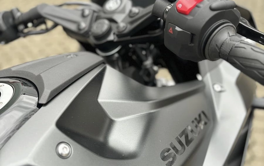 Angebot Suzuki GSX-8R Bild 10: Angebot Suzuki GSX-8R