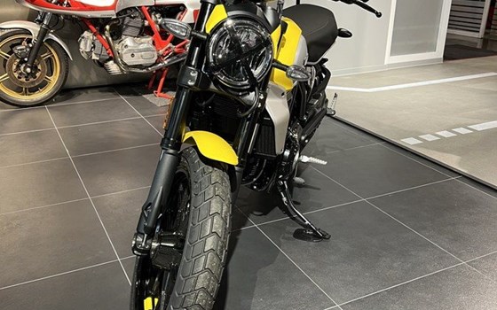 Gebrauchtmotorrad Ducati Scrambler Icon - Bild 5