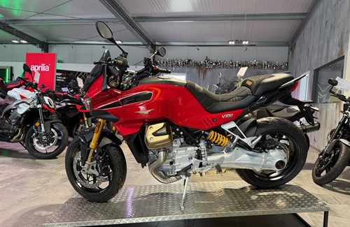 Neumotorrad Moto Guzzi V100 Mandello S