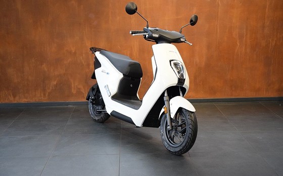 Gebrauchtmotorrad Honda EM1 e - Bild 1