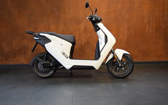 Gebrauchtmotorrad Honda EM1 e - Bild 4