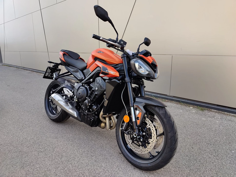 Angebot Triumph Street Triple 765 R A2 Bild 8: Angebot Triumph Street Triple 765 R A2