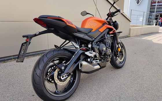Neufahrzeug Triumph Street Triple 765 R A2 - Bild 10 Neufahrzeug Triumph Street Triple 765 R A2 - Bild 10