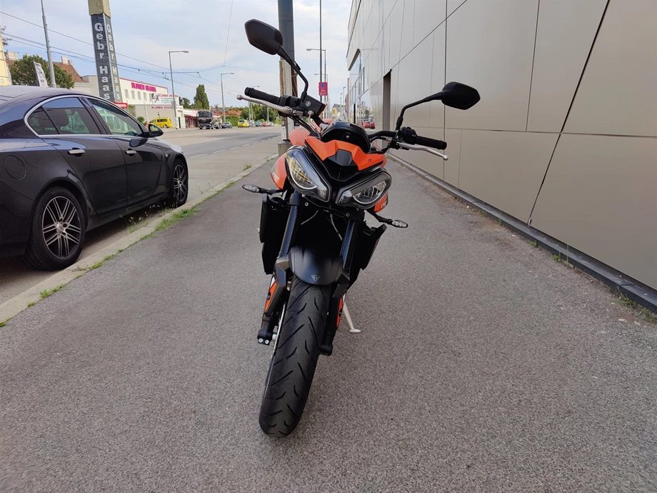 Angebot Triumph Street Triple 765 R A2 Bild 9: Angebot Triumph Street Triple 765 R A2