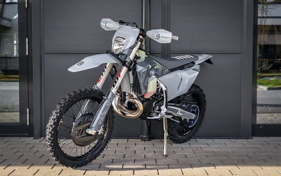 Neufahrzeug Husqvarna TE 300 PRO - Bild 4