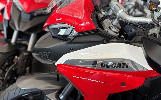 Gebrauchtmotorrad Ducati Multistrada V4 S Sport - Bild 2