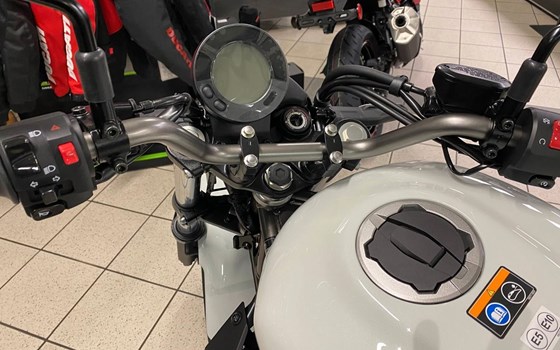 Gebrauchtmotorrad Kawasaki Eliminator 500 - Bild 2