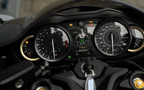 Neufahrzeug Suzuki GSX 1300 R - Bild 6