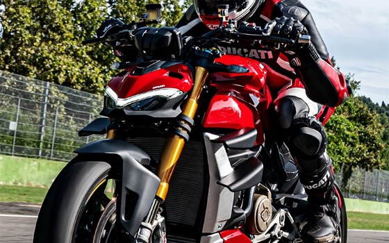 Gebrauchtmotorrad Ducati Streetfighter V4 S - Bild 4