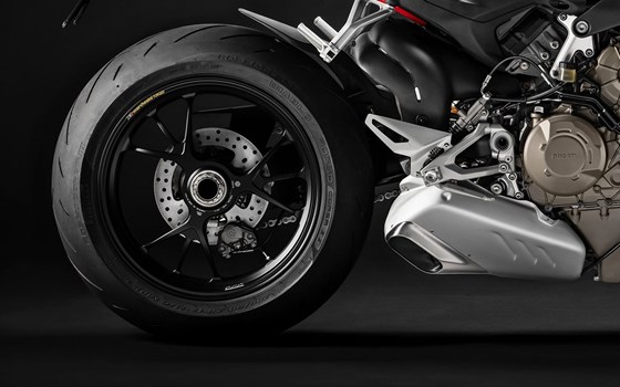 Gebrauchtmotorrad Ducati Streetfighter V4 S - Bild 5