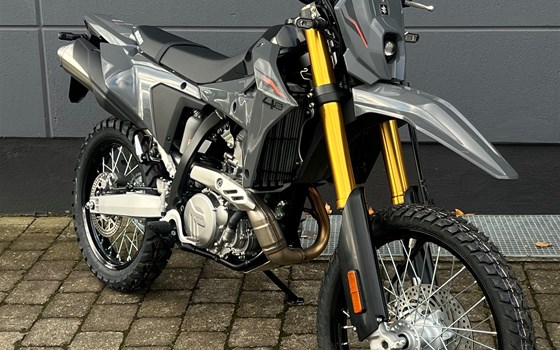 Neufahrzeug Suzuki DR-Z4S - Bild 2