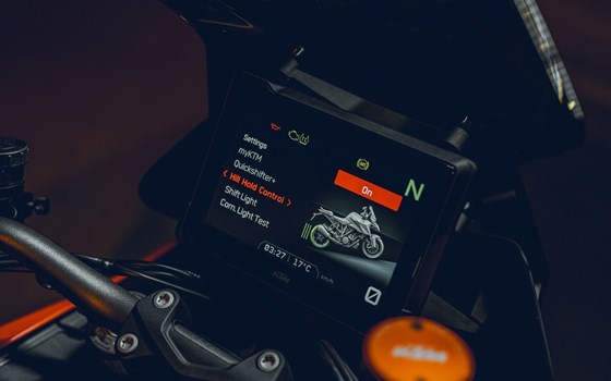 Neufahrzeug KTM 1290 Super Duke GT - Bild 6