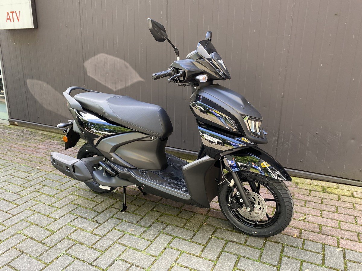 Yamaha RayZR 