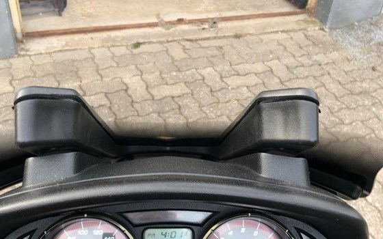 Gebrauchtmotorrad Kymco Myroad 700i - Bild 3