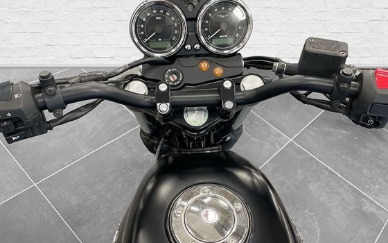 Gebrauchtmotorrad Moto Guzzi V7 Stone - Bild 6
