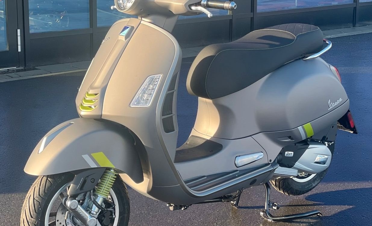 Angebot Vespa GTS 300 Super Tech