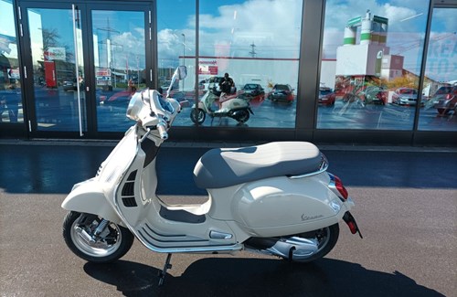 Neumotorrad Vespa GTS 300