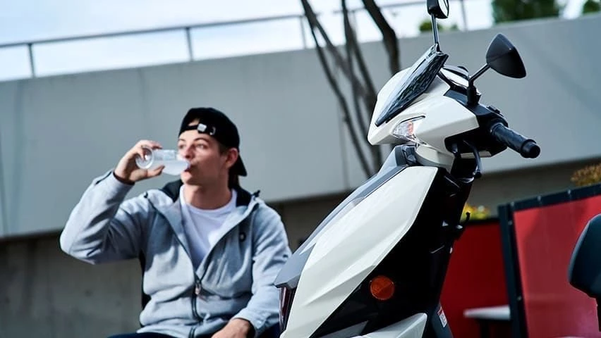 Angebot Suzuki Avenis 125 Bild 3: Angebot Suzuki Avenis 125