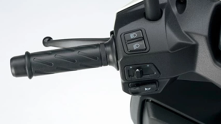 Angebot Suzuki Avenis 125 Bild 5: Angebot Suzuki Avenis 125