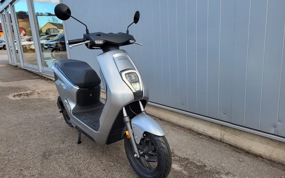 Gebrauchtmotorrad Honda EM1 e - Bild 2 Gebrauchtmotorrad Honda EM1 e - Bild 2