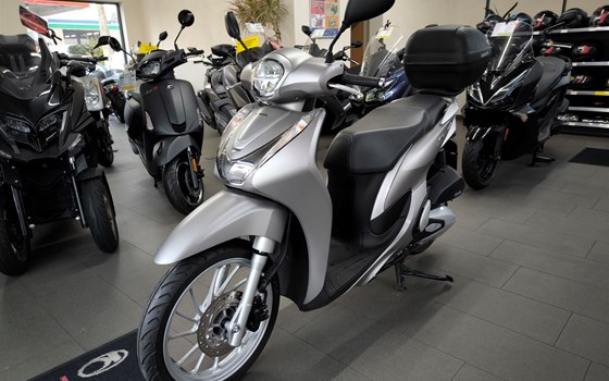 Gebrauchtmotorrad Honda SH Mode 125 - Bild 1