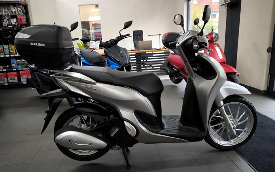 Gebrauchtmotorrad Honda SH Mode 125 - Bild 4