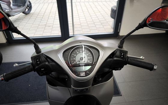 Gebrauchtmotorrad Honda SH Mode 125 - Bild 9