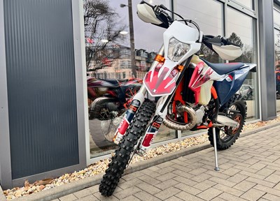 GEBRAUCHTFAHRZEUG KTM 300 EXC SIX DAYS