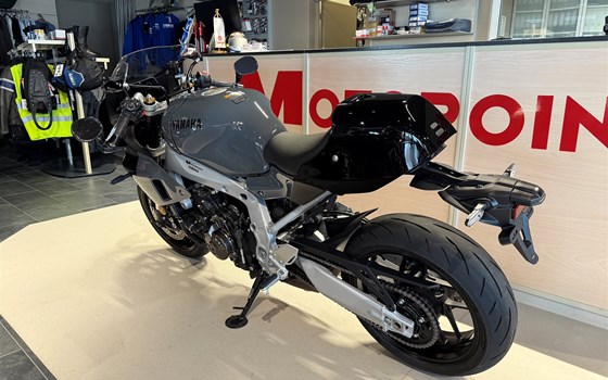 Gebrauchtmotorrad Yamaha XSR900 GP - Bild 5