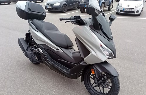 Neumotorrad Honda Forza 125