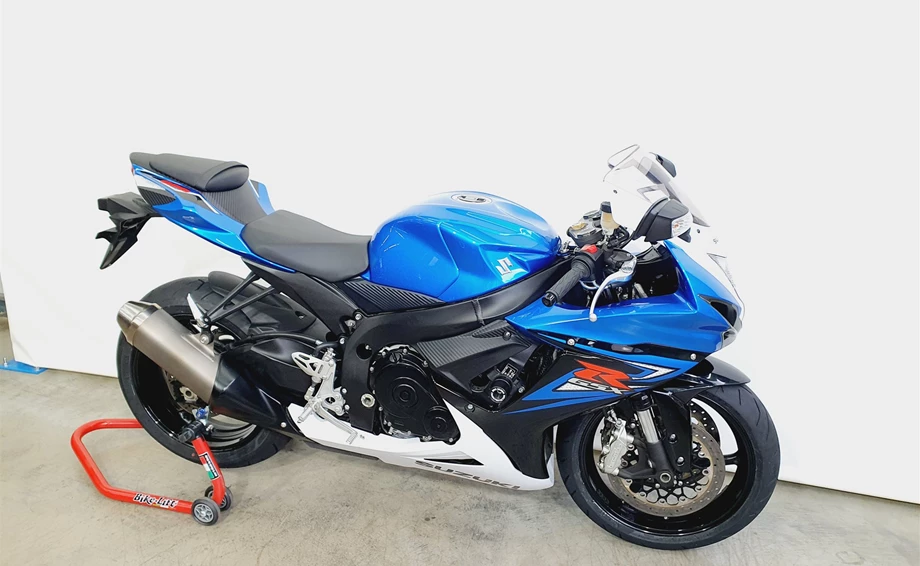 Angebot Suzuki GSX-R 600 Bild 3: Angebot Suzuki GSX-R 600