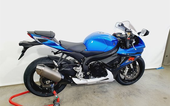 Gebrauchtmotorrad Suzuki GSX-R 600 - Bild 4