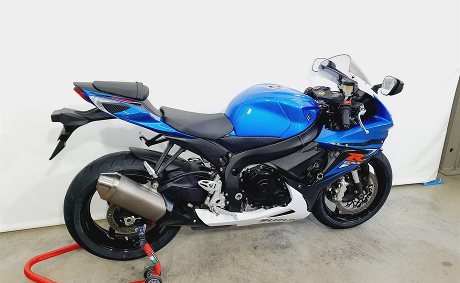 Angebot Suzuki GSX-R 600 Bild 4: Angebot Suzuki GSX-R 600