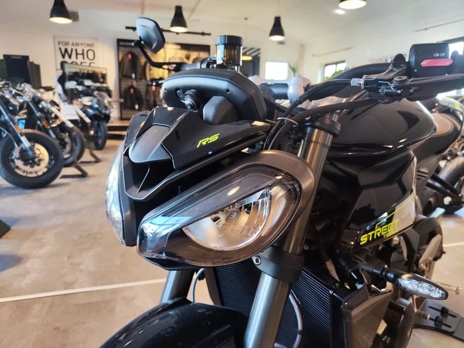 Angebot Triumph Street Triple 765 RS Bild 7: Angebot Triumph Street Triple 765 RS