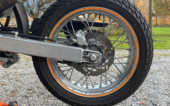 Gebrauchtmotorrad KTM 640 LC4 - Bild 12