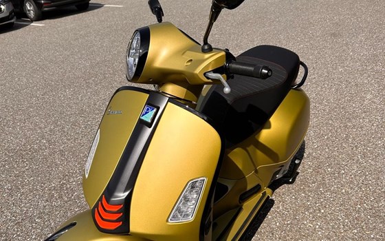 Neufahrzeug Vespa GTS 310 SuperSport - Bild 7 Neufahrzeug Vespa GTS 310 SuperSport - Bild 7