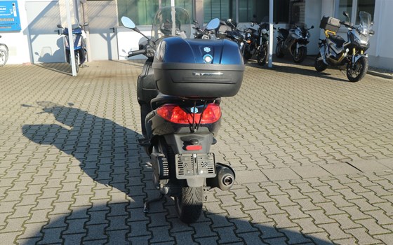 Gebrauchtmotorrad Piaggio X7 125 - Bild 5