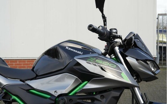 Neufahrzeug Kawasaki Z 500 SE - Bild 5