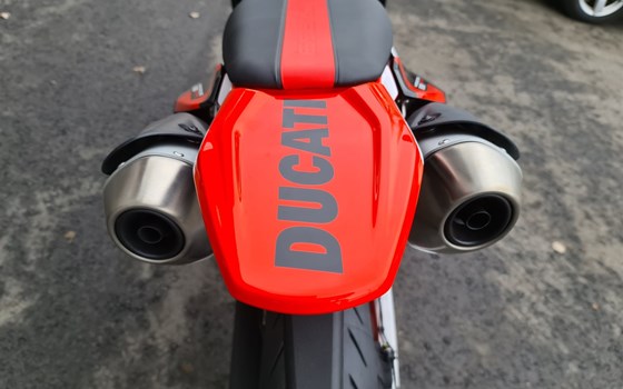 Neufahrzeug Ducati Hypermotard 698 Mono RVE - Bild 11 Neufahrzeug Ducati Hypermotard 698 Mono RVE - Bild 11