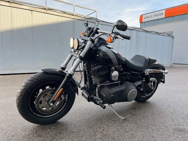 Harley-Davidson Dyna Fat Bob FXDF (Vivid Black) - Bild 9