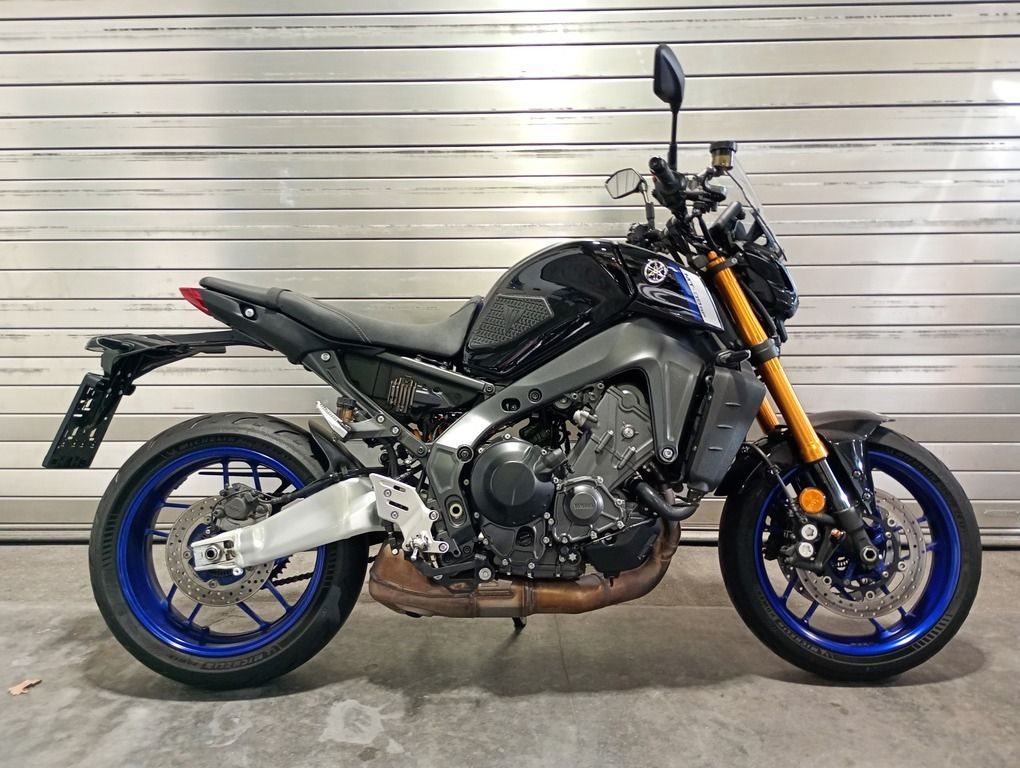 Yamaha MT-09 SP mit Zubehör