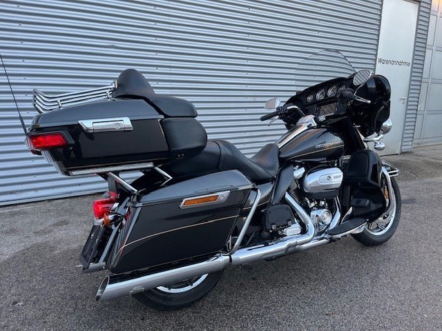 Harley-Davidson Touring Electra Glide Ultra Limited FLHTK (Black Quartz Metallic) - Bild 6